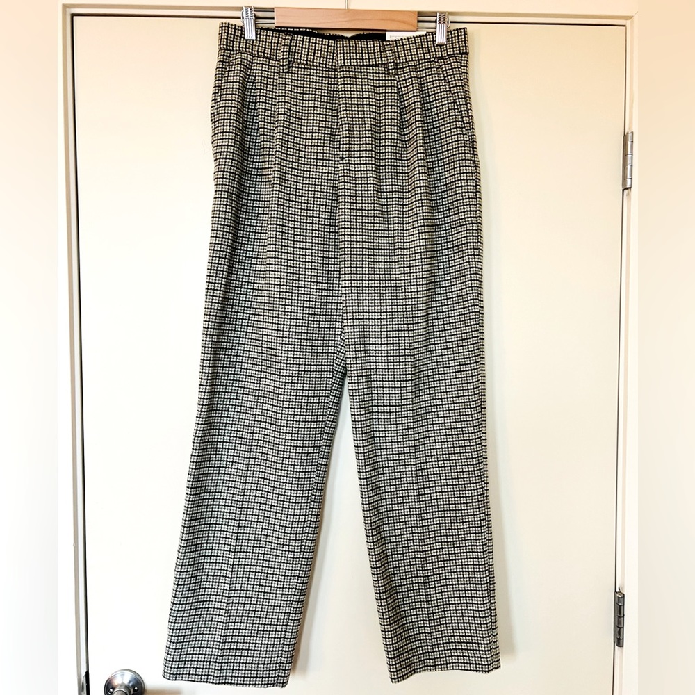 H&M Men’s Relaxed Fit Wool Blend Trousers